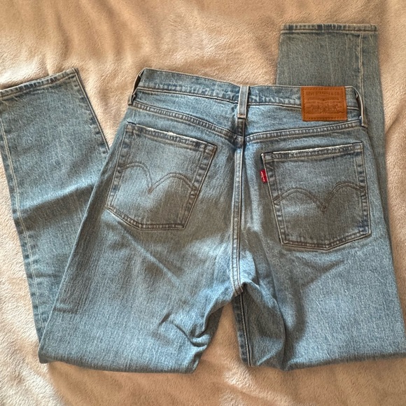 Levi’s Premium Classic Blue Denim Jeans, Wedgie Women’s 27 - Picture 2 of 6